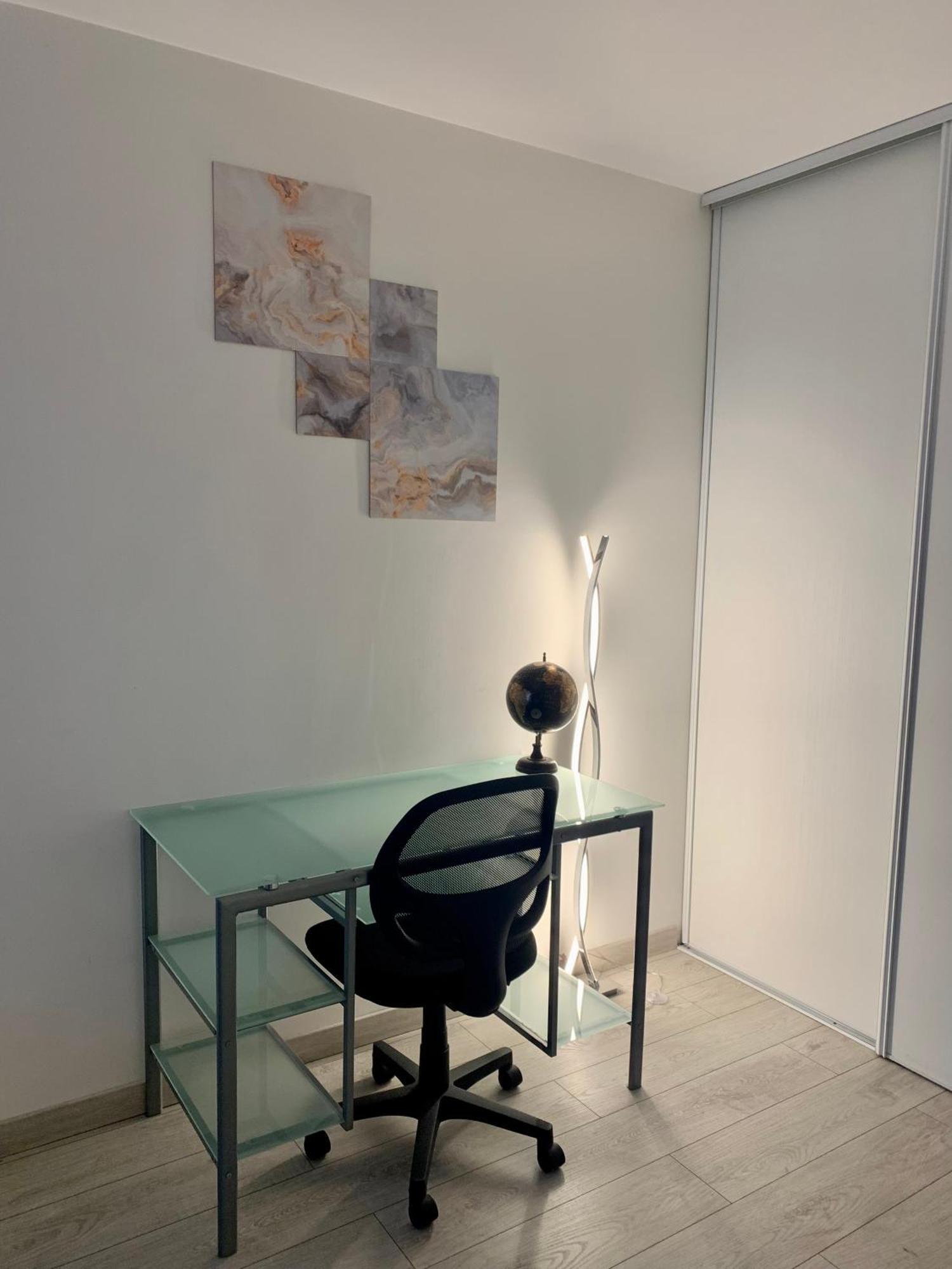 Grand F3 - Emplacement D'Or Proche Paris Et Versailles Plaisir Exterior foto
